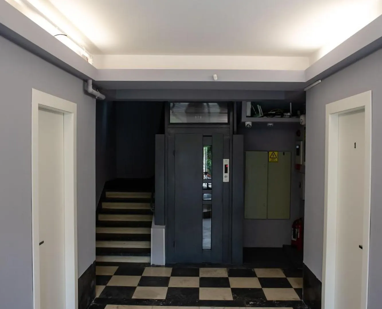 Little Bucharest Downtown Apartments Romana