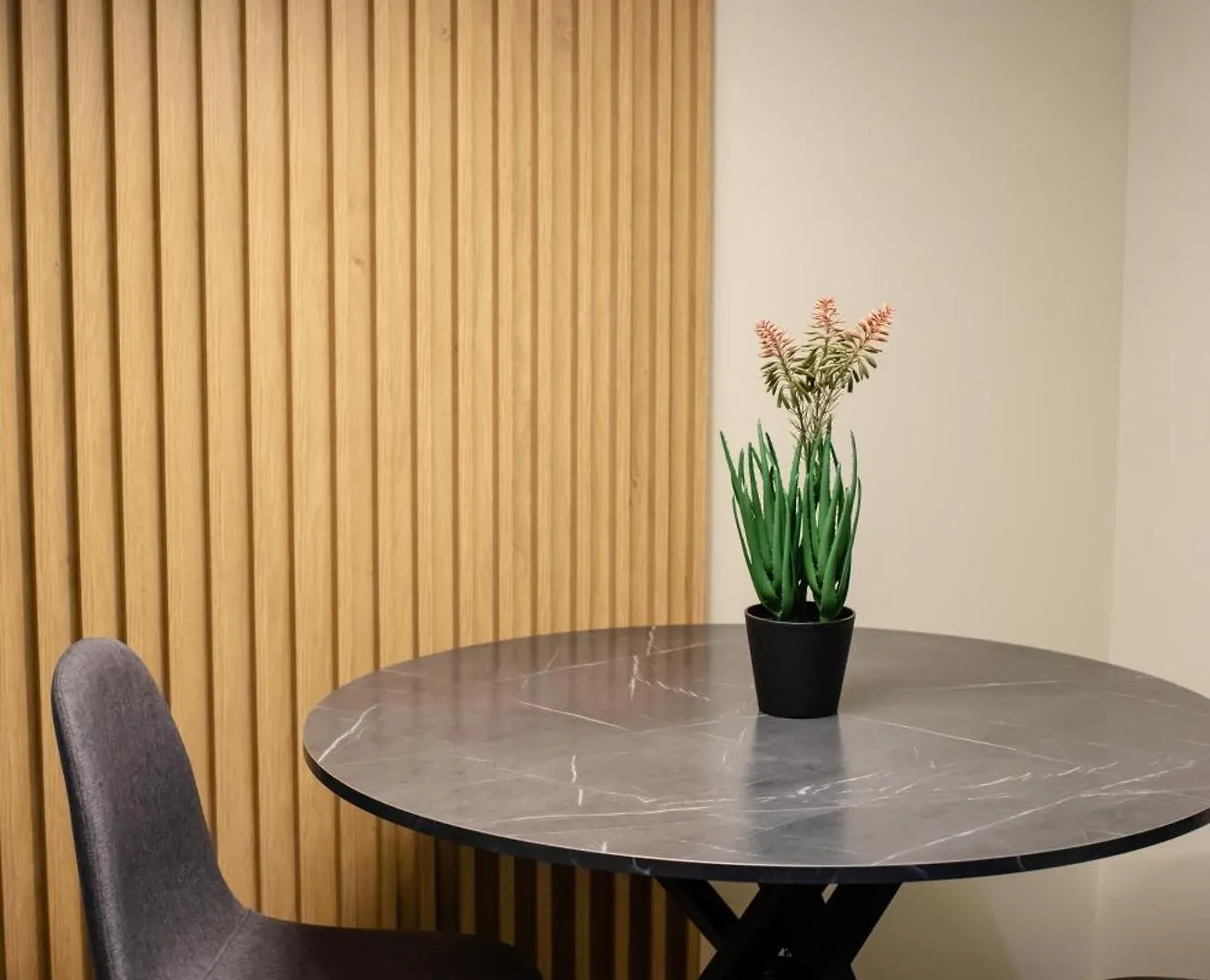 公寓式酒店 Little Bucharest Downtown Apartments Romana 罗马尼亚
