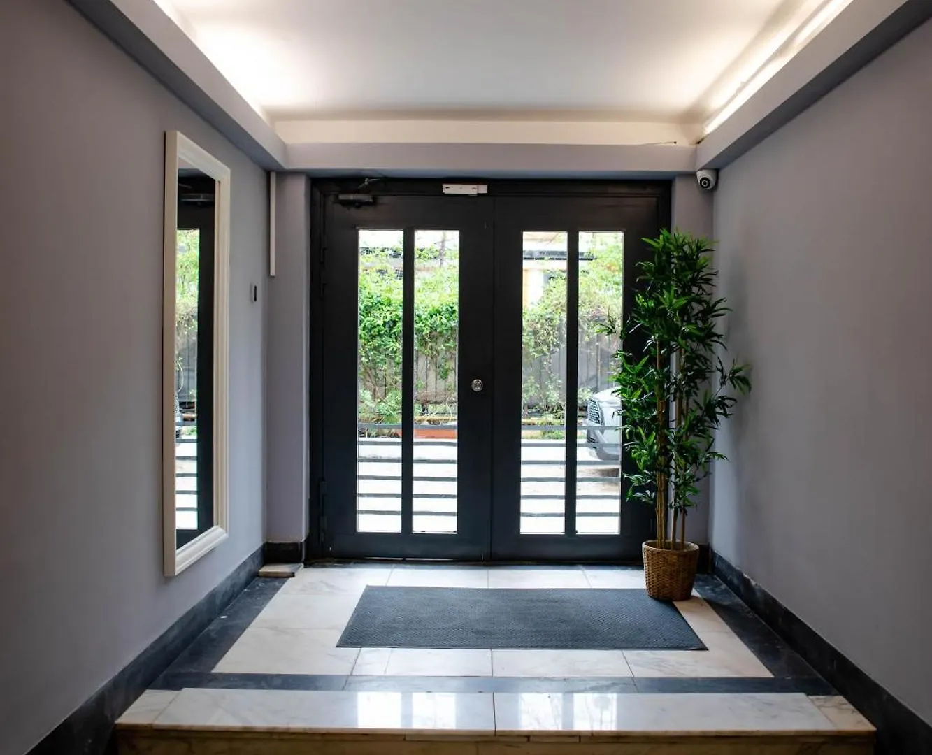 Little Bucharest Downtown Apartments Romana Apartmanhotel