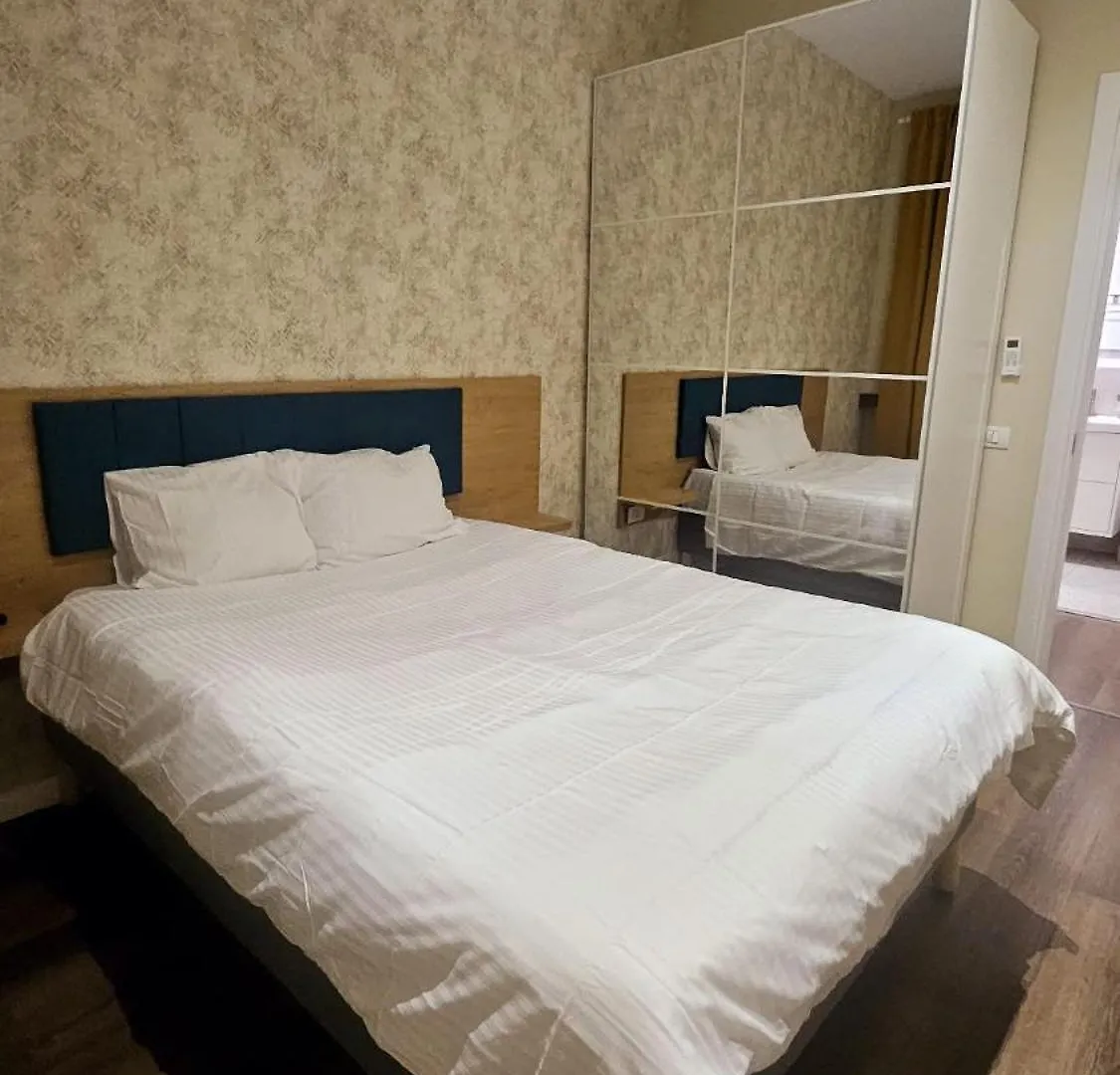 Little Bucharest Downtown Apartments Romana Apartmanhotel